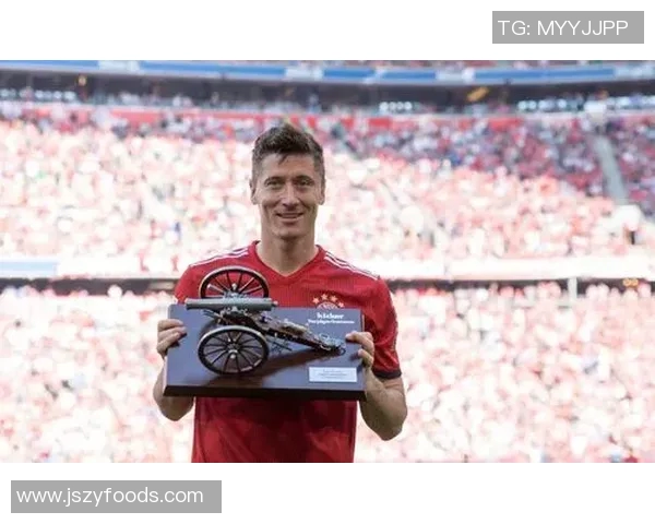 莱万多夫斯基再创历史，刷新德甲进球纪录